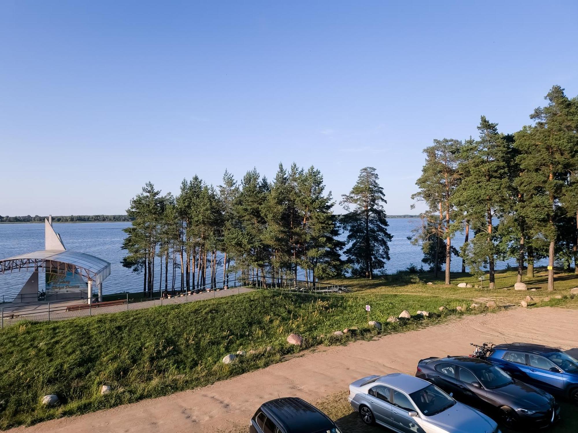 Zubr Nad Zalewem Apartment Luka Екстериор снимка